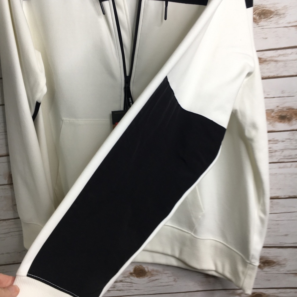 The North Face Men’s Graphic Overlay Jkt. Size XXL - Picture 4 of 9